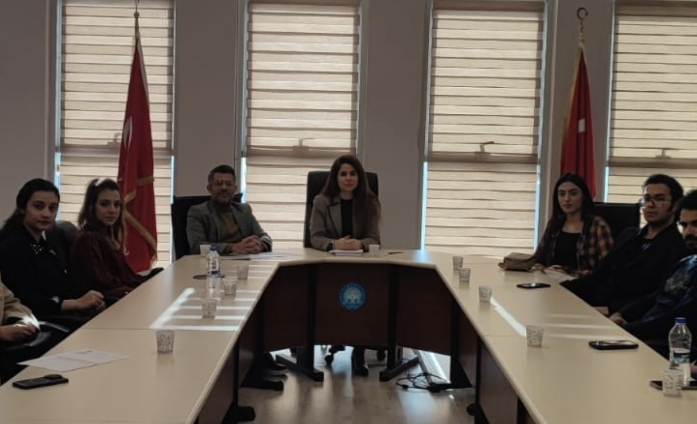 BÖLÜM VE KALİTE ÖĞRENCİ TEMSİLCİLERİYLE DEĞERLENDİRME TOPLANTISI YAPILDI